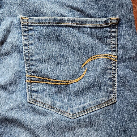 Signature by Levi Strauss Gold Label Mid-Rise Boot Cut Jeans Size 31 - Picture 15 of 16